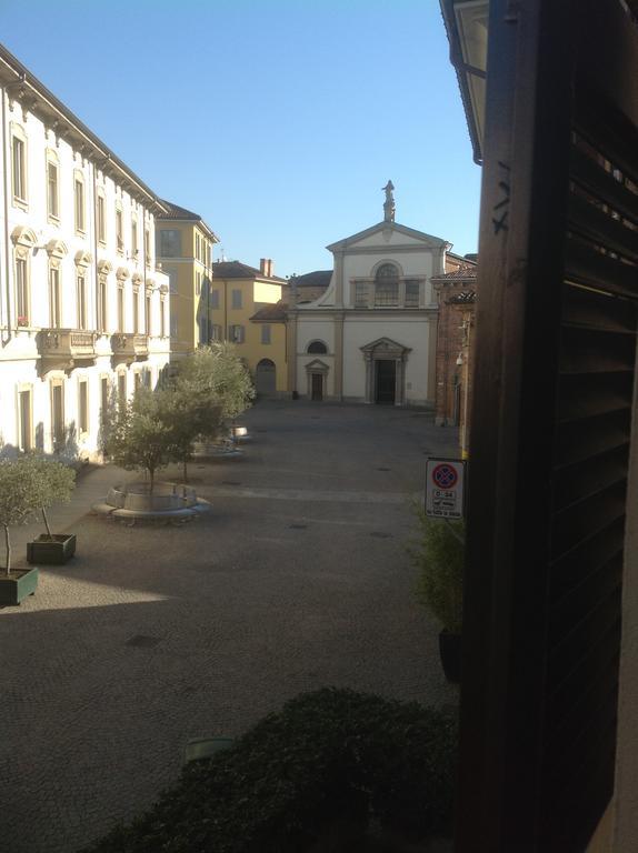 Antica Trattoria Dell'Uva Hotel Monza Exterior photo